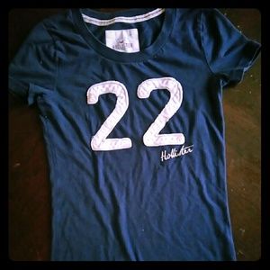 Hollister Tee